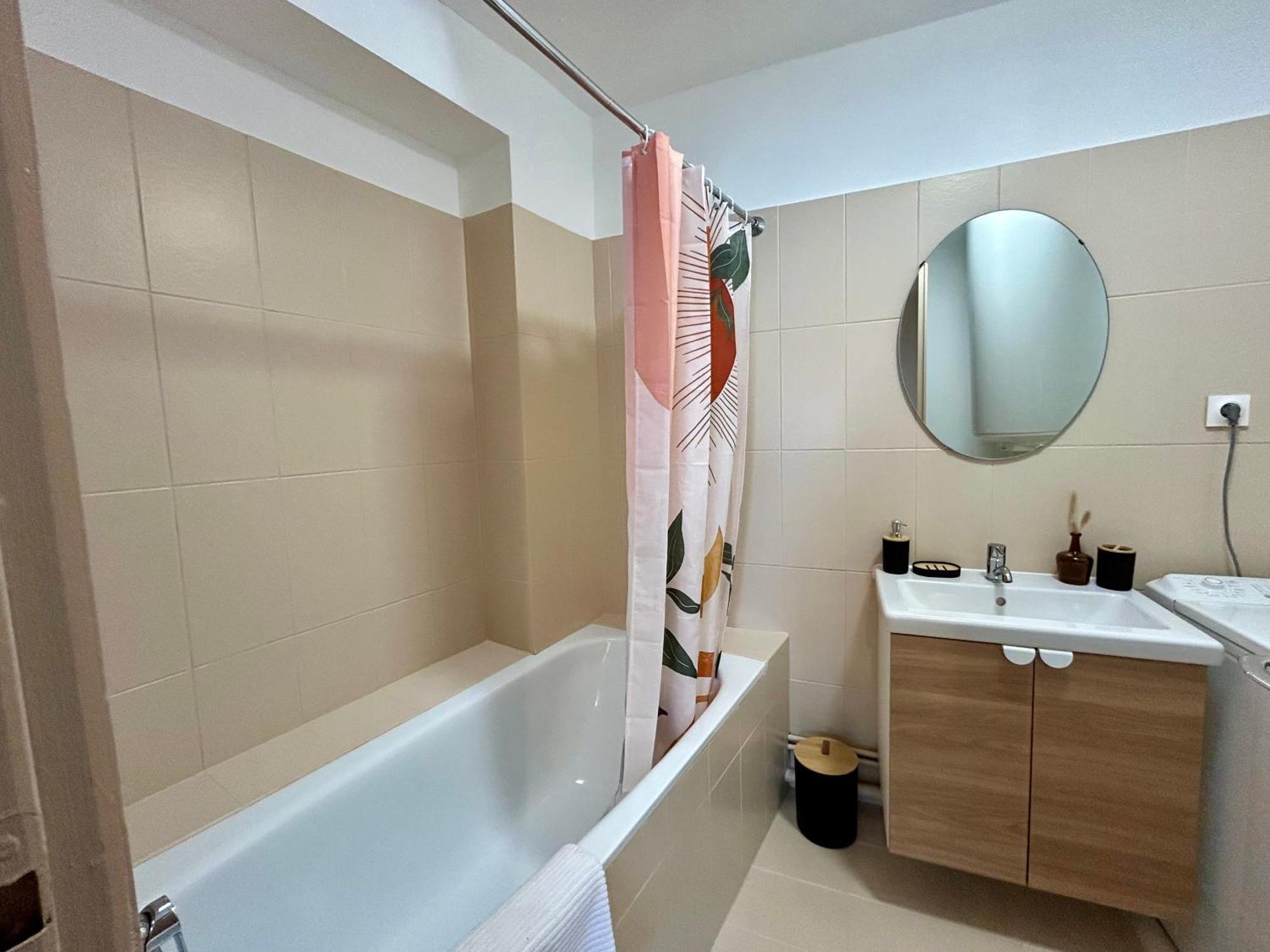 Douce Agathe - Duo-Groupe, Chaleureux, Tram 200M, Centre 10Min Apartment Strasbourg Exterior photo